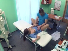 Amatéri, Doktor, Výprask, Masturbácia, Kancelária, Pička, Uniforma, Voyeur