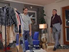 Mooi, Bruinharig, Bedriegen, Daddy, Vriendin, Hd, Natuurlijke tieten, Schreeuwen