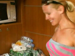 Krásky, Velký zadek, Blondýna, Pička, Vyholené, Švédská rojka