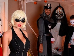 Blond, Kukk suging, Bakfra, Fetisj, Runke, Sexy undertøy, Milf, Pupper