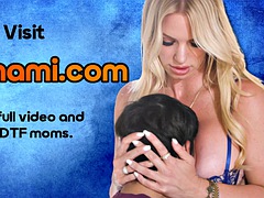 Velik kurac, Fafanje, Fetiš, Hardcore, Poljubljanje, Milf, Ven, Trojček