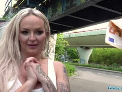 Amatör, Stora tuttar, Blondin, Avsugning, Brittisk, Milf, Orgasm, Verklighet