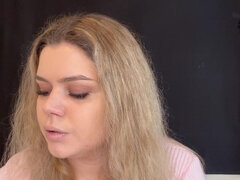 18 anni, Bella grossa formosa, Brunetta, Fetish, Fatto in casa, Latina, Fumando   smoking, Solo