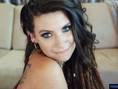 Rumpe, Store pupper, Kukk suging, Runke, Onani, Milf, Stripping, Tattovering