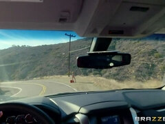 Blondin, Latina, Naturliga tuttar, Verklighet