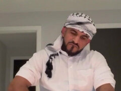 Arab, Onani, Solo
