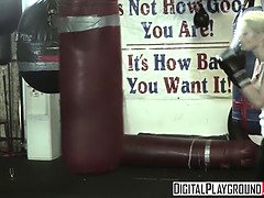 Hot blonde (Jesse Jane, Erik Everhard) nail in the ring - digital playground