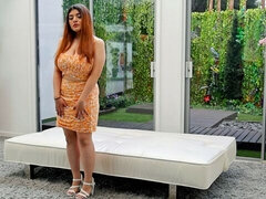 Bbw stor vacker kvinna, Stor stjärt, Stor kuk, Stora tuttar, Avsugning, Doggystyle, Mellanrasig, Rödhårig