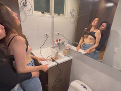 Amateur, Cuarto de baño, Pareja, Latina, Lesbiana