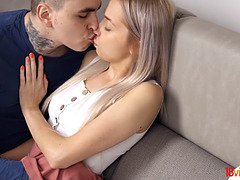 Amateur, Tir de sperme, Hd, Embrassement, Lingerie, Chevaucher, Rasée, Tatouage