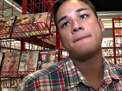 Facial loving gay sucks str8 in secret gloryhole