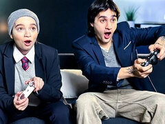 18, Stor stjärt, Stor kuk, Avsugning, Doggystyle, Naturliga tuttar, Tonåring, Tuttar