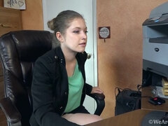 Blond, Harig, Ondergoed, Masturbatie, Dikke tepels, Kousen, Tatoeage