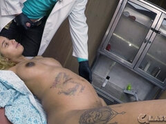 Dayanara's Pregnant Exam with a Naughty Doctor