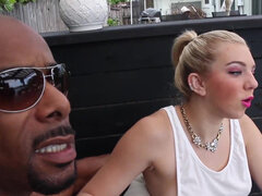 Amatorka, Duży kutas, Czarny, Para, Głebokie gardło, Twarzowy, Wielorasowy, Mocno