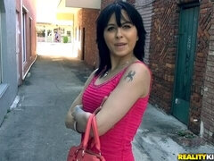 Verga grande, Mamada, Morena, Estilo perrito, Dinero, Pov, Cabello corto, Tetas