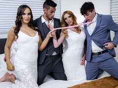 Jessica Aaren and Teal Conrad are enjoying intensive foursome sex