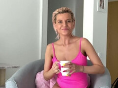 Grosse titten, Blondine, Blasen, Paar, Aufs gesicht abspritzen, Milf, Natürlichen titten, Realität