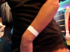 Brunette, Imellem racer, Lesbisk, Slikning, Orgie, Satin, Genert, Swingers