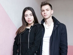 Stor pik, Pik sutte, Brunette, Hundestilling, Køkken, Mager, Teenager, Bryster