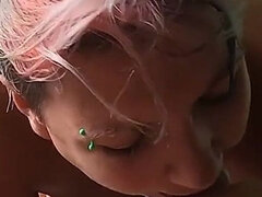 Sucer une bite, Couple, Éjaculer dans la bouche, Petite amie, Pov, Cheveux courts