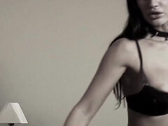 Kont, Pijpbeurt, Bruinharig, Moeder die ik wil neuken, Naakt, Kut duiken, Secretaresse