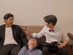 Asiático, Morena, Afeitado