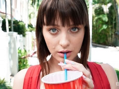 Rumpa, Blondin, Avsugning, Doggystyle, Handjobb, Onani, Utomhus, Tuttar