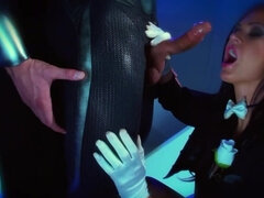 Brunette, Barberet, Strømper