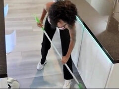 Amatööri, Iso perse, Suihinotto, Spermashotti, Kyrpä, Tumma, Kotitekoinen, Äiti