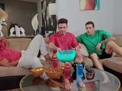 Casual day leads to a threesome for these hung lads