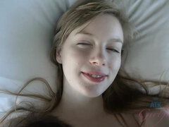 Amatéri, Blondína, Kuřba, Creampie, Bábika, Priateľka, Spanie, Kozičky
