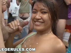 Азиатки, Черные, Колледж, Группа, Латиноамериканки