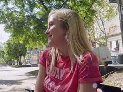 Rubia, Mamada, Polla, Al aire libre, Pequeña, Perforación, Pov, Tetas