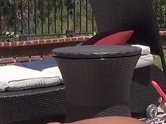 Bionda, Dominazione femminile, Piede fetish, Schiavo