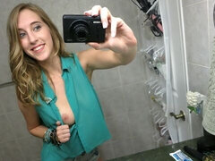 18 ans, Gros cul, Grosse bite, Sucer une bite, Brunette brune, Cuisine, Adolescente, Nénés