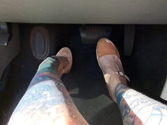 Любители, В машине, Фут фетиш, Тату