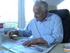 Blondin, Handjobb, Kysser, Slick, Hembiträde, Kontor, Mager, Tonåring