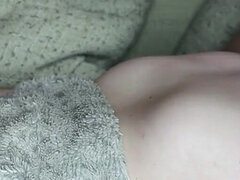 Amatőr, Pár, Uralkodás, Arcra űlés, Domina szerep, Lábfej fétis, Sarokkal való, Mellbimbók