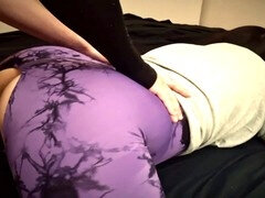 Yoga pants, chinese, screaming