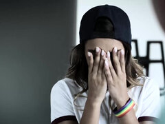 Frère, Brunette brune, Collège université, Famille, Hard, Lesbienne, Adolescente, Vierge