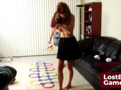 18 let, Amatéři, Blondýna, Brunetka, Hry, Lesbické, Strip, Kozičky