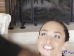 Culo, Pompino, Doppia penetrazione, Sega, Hardcore, Trio uomo uomo donna, Ragazza, Terzetto