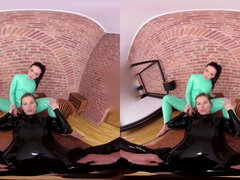 Rumpa, Stor stjärt, Stora tuttar, Bystig, Fetisch, Latex, Onani, Trekant