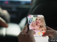 Anale, Pisello, Da dietro, Toccando, Enorme, Leccata, Mamma che vorrei scoparmi, Tette