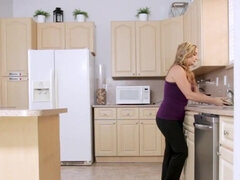 금발의, 오랄섹스, 크림파이, 페티쉬, 대단히, 하녀, 보지, 계모