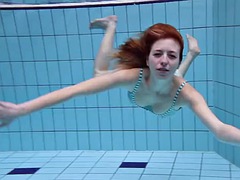 Kisbaba, Fürdő ruha, Gesztenyebarna, Európai, Medence, Gyengéd kefélés, Tini, Víz alatt