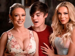 Pauzão, Boquete, Melharucos naturais, Magrinha, Tatuagem, Adolescente, Sexo grupal a três, Tetas