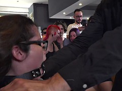 Nana, Gros seins, Bondage, Public, Réalité, Pute, Fessée, Plan cul à trois