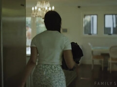 Velké kozy, Kuřba, Prsatá, Puma, Stříkání spermatu, Hardcore, Milf žcbp, Nevlastní máma